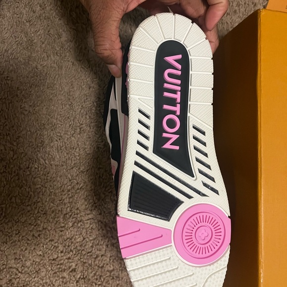 Louis Vuitton skates Pink - Picture 4 of 8